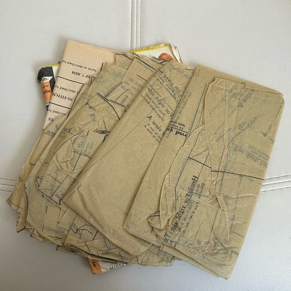 5/$25 Sewing pattern McCall 2629 kid top and pants 1970 VTG 👧 - Picture 8 of 8